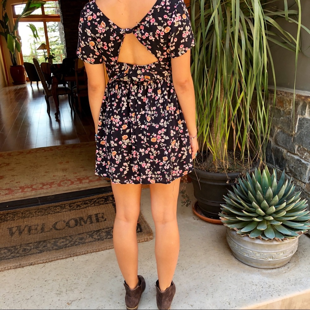 Floral summer dress - Picture 2 of 2